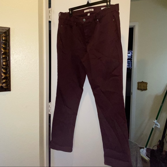 ✨HOST PICK✨Maroon Code Bleu Size 16 Jeans✨ - Picture 2 of 14